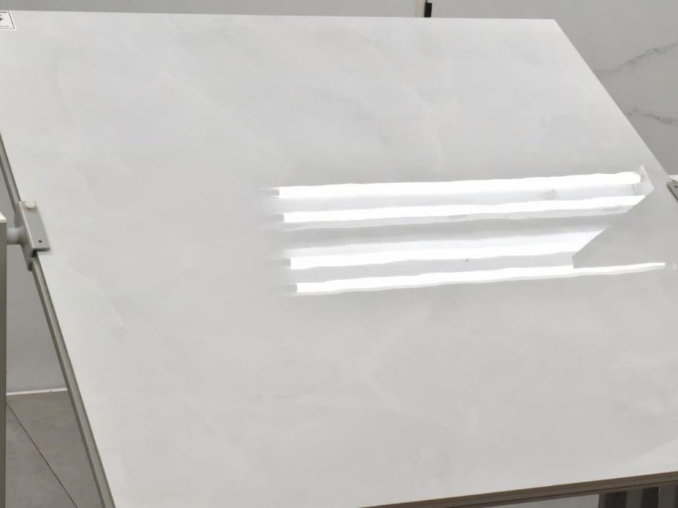 White Sapphire polished white onyx-look porcelain tile